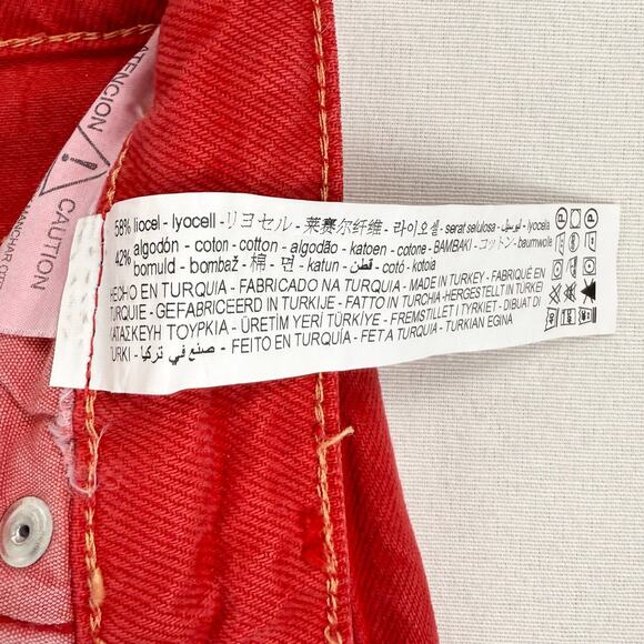 Zara Women's 90s Full Length Wide Leg Jean Size 4 Red Raw Hem - Picture 9 of 14